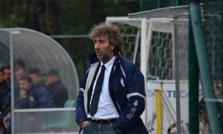 Ippoliti, tecnico del Monterotondo foto © asdmonterotondocalcio.it