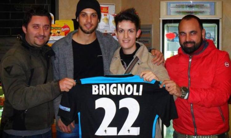 La visita di Alberto Brignoli al centro sportivo &quot;Ocres Moca&quot;