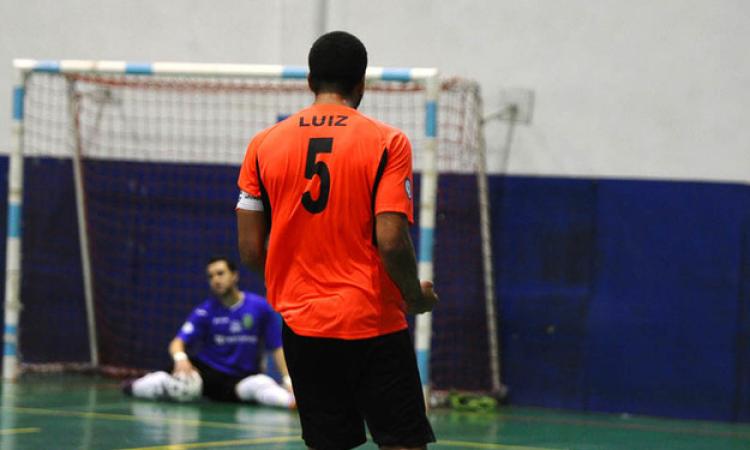 Poker per la Futsal Isola