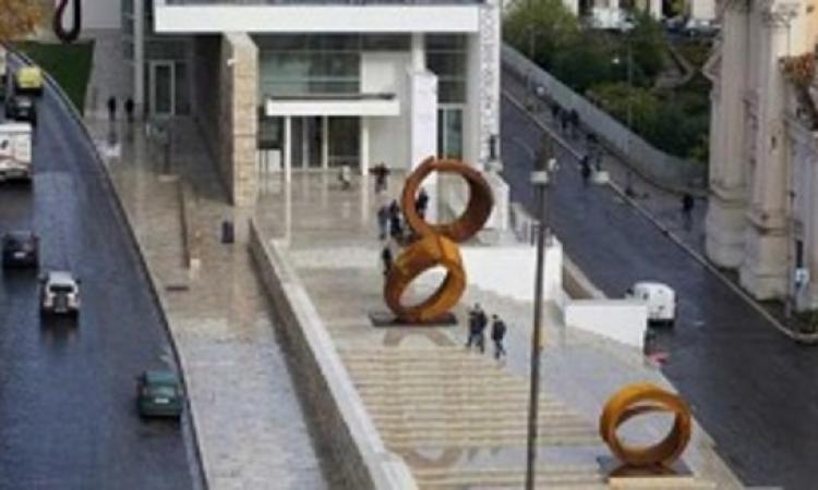 Le sculture di Beverly Pepper all'Ara Pacis