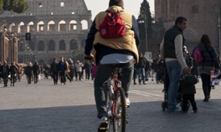 Roma Capitale, domenica stop alle auto nella Fascia Verde