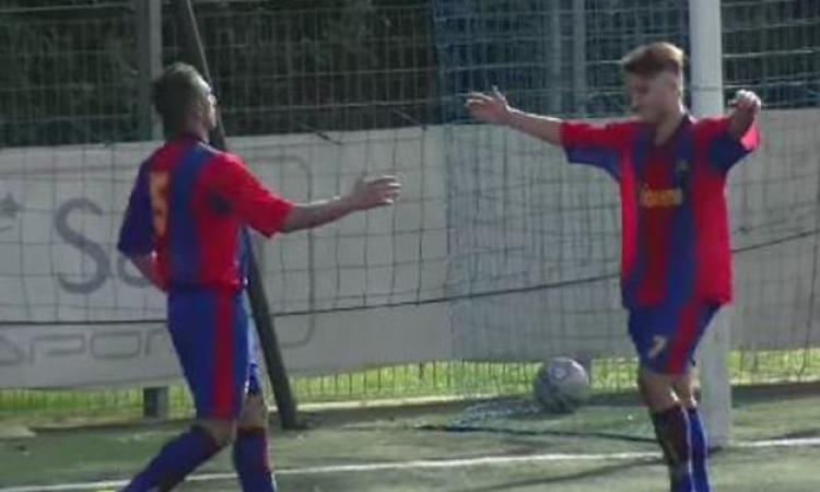 Perozzi (a destra) è andato in gol