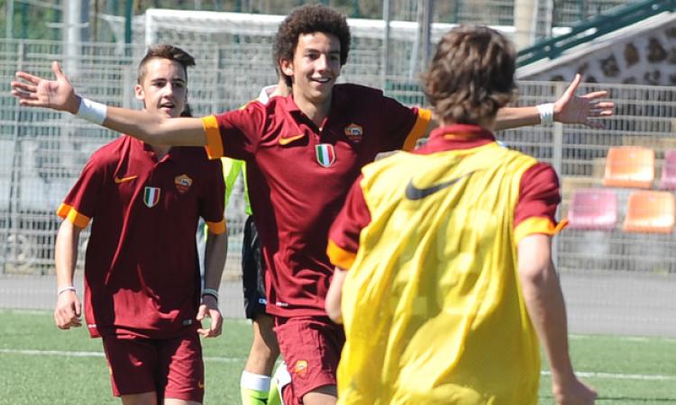 Zaccaria Sdaigui, esulta dopo il 2-0 nel derby