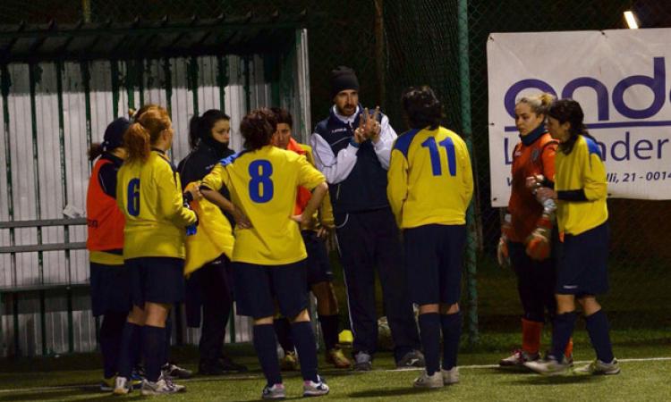 Mister Filippo Capatti a colloquio con le sue ragazze