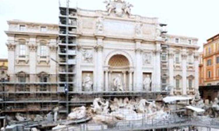 Prosegue il restauro di Fontana di Trevi, ultimi giorni per visitare il cantiere