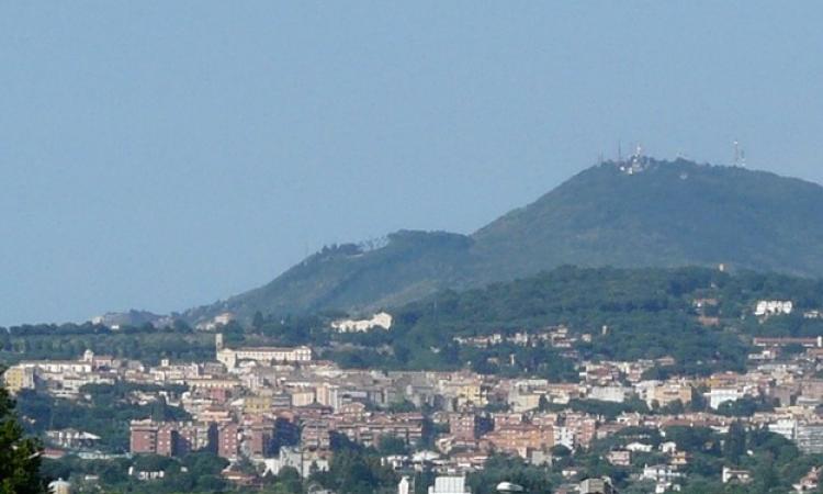 Scorcio di Albano Laziale, uno dei due comuni andati al centro sinistra