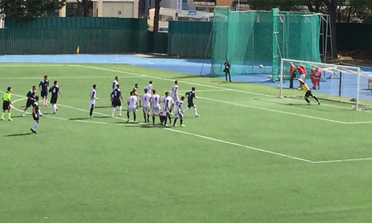 Italiano su punizione insacca l'1-0