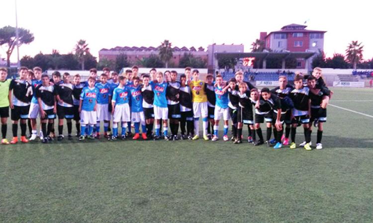 Foto di gruppo per i ragazzi di Accademia e Napoli