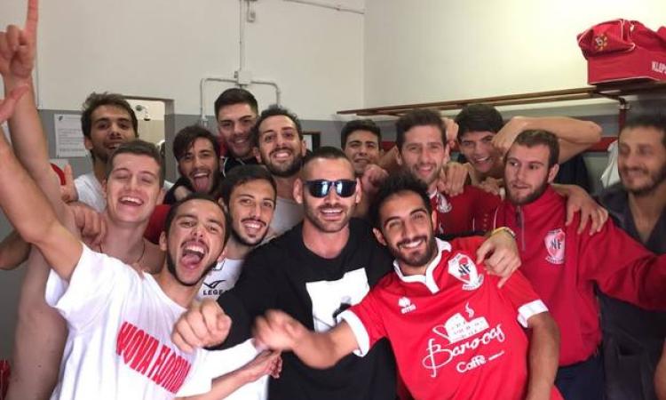 Team Nuova Florida che esulta
