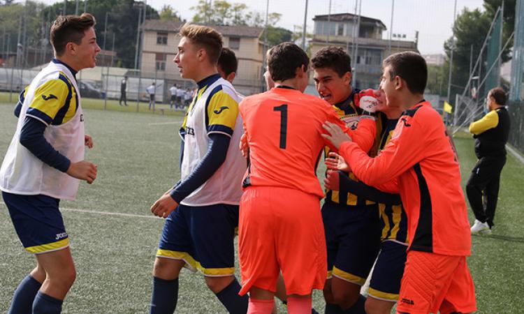 La festa della Viterbese dopo il gol di Rizzo ©Paolo Lori