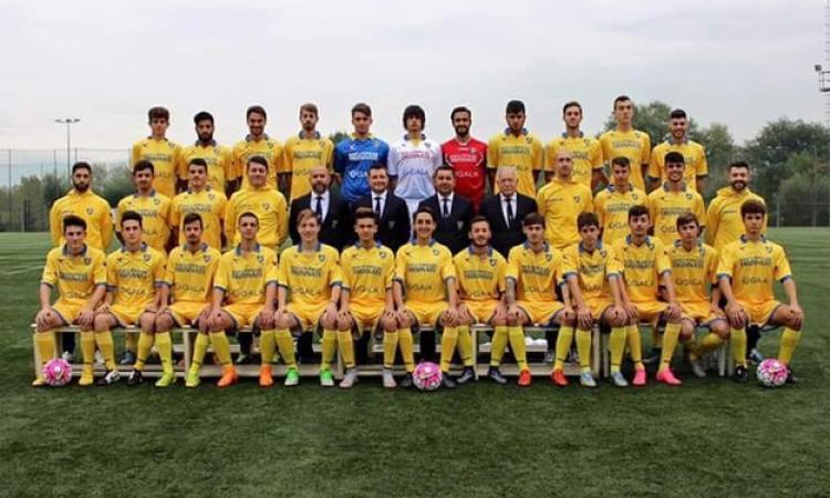 Frosinone, la rosa al completo