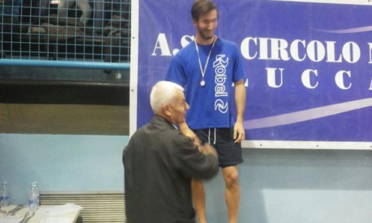 Riccardo Sansone nel momento della premiazione