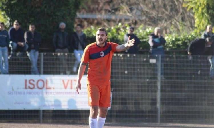 Valerio Ciaciò con la maglia del Ladispoli