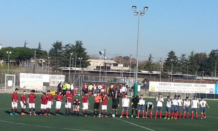 Le due squadre al fischio iniziale (C) Gazzetta Regionale