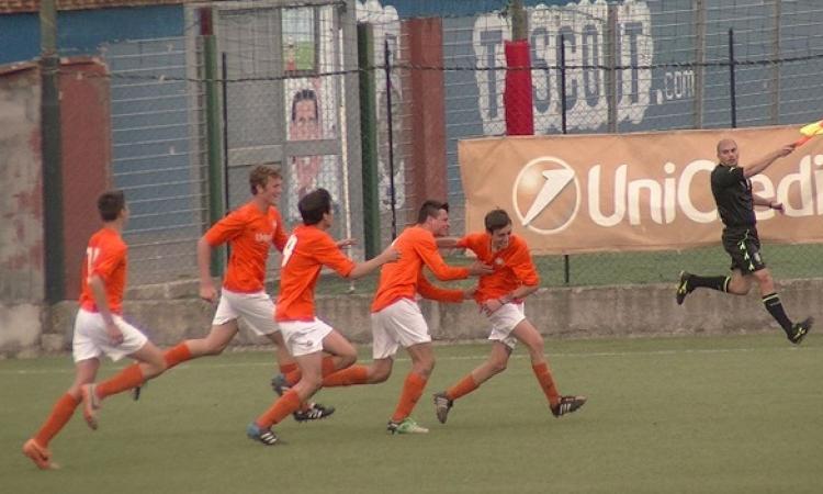 Futbolclub (foto ©fuoriareaweb.it)