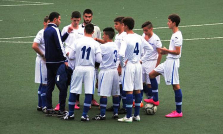 Mosciatti a colloquio con la squadra (foto ©Facebook)