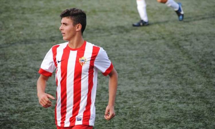 Gabriel Rares Flueras, qui con la maglia dell'Almeria
