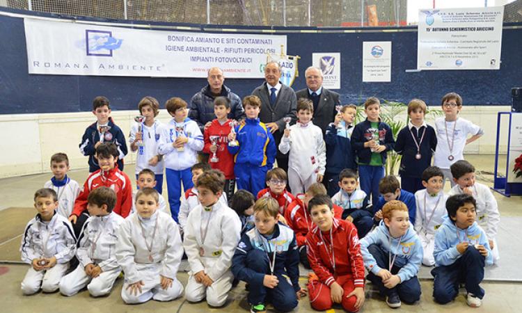 Le Prime Lame di spada maschile con Emmanuele F.M. Emanuele (Presidente della Fondazione Roma e Presidente Onorario della Lazio Scherma), Antonio Buccioni (Presidente della Polisportiva Lazio) e Mario Castrucci (Presidente della Lazio Scherma) (foto ©www.expresscoop.it)