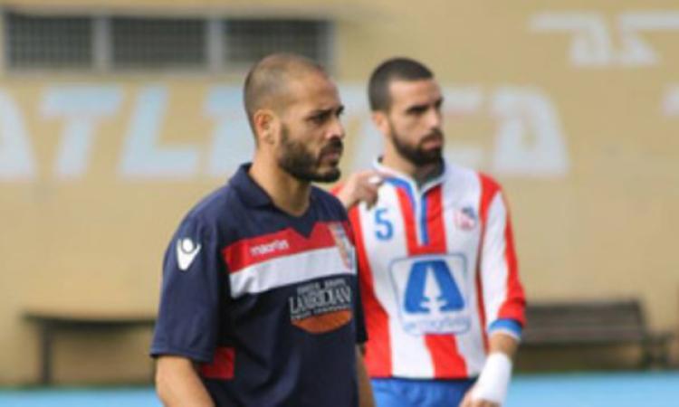 Mauro Ciccarelli con la maglia del Pomezia