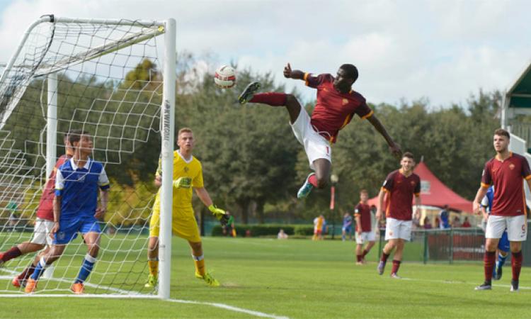 Colysidy Keba in acrobazia durante il match contro il Kendall ©asroma.it