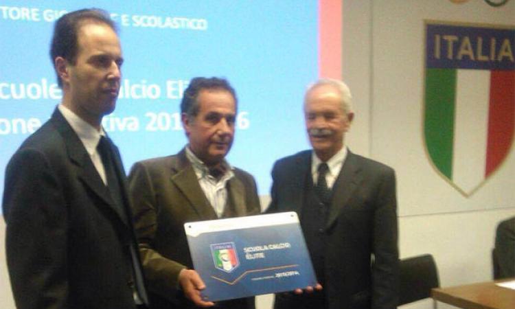 Il presidente Nicastro riceve il riconoscimento Figc