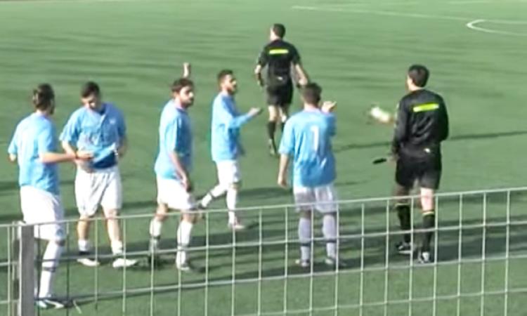 Un frame del video di Sport in Oro