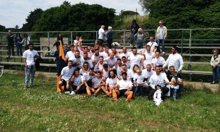 Il Grottaferrata festeggia la promozione in Prima Categoria