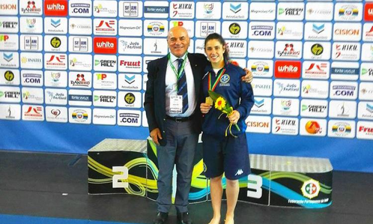 Flavia Favorini dopo la vittoria a Coimbra