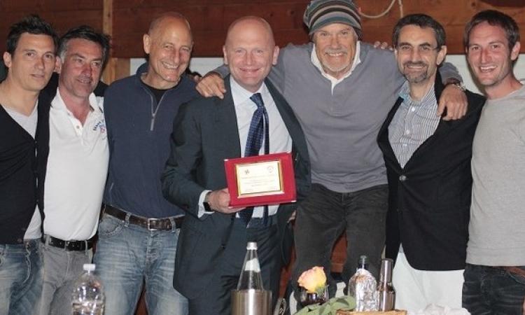 La dirigenza del Monterosi con al centro Luigi Conte © nuovamonterosi.com