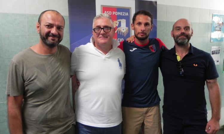 D&amp;apos;Alessio accolto in società (foto Pomezia Calcio)
