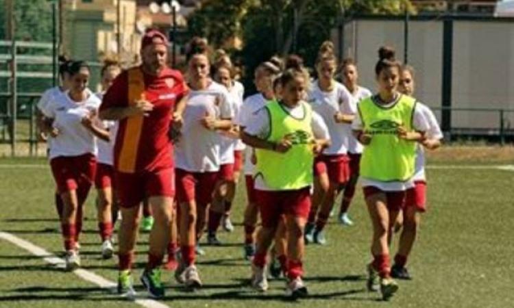 Melillo e le sue ragazze (foto romafemminile.it)