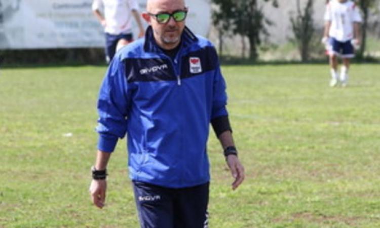 Il mister Roberto Alberghini