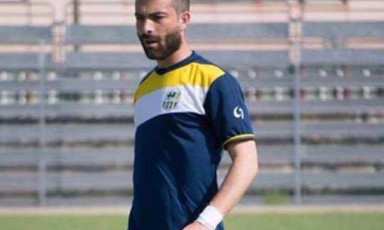 De Dominicis con la maglia del Moterotondo