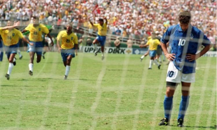 Baggio dopo aver fallito il rigore a Usa 94