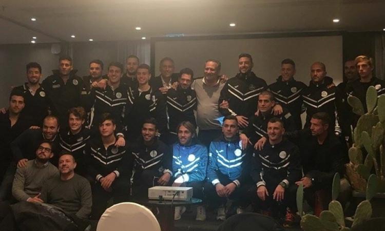 La foto di gruppo della Play EUR