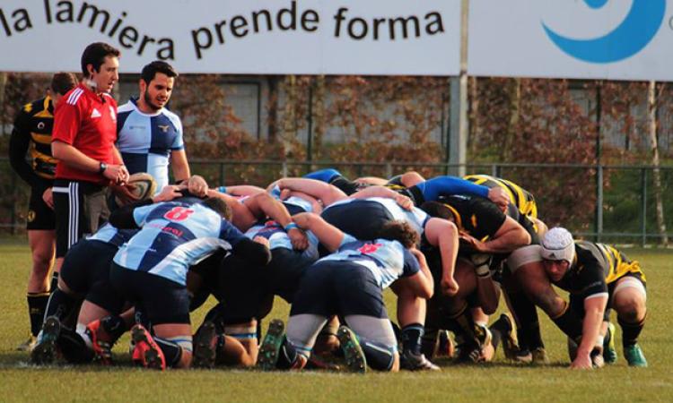 Una mischia durante la gara