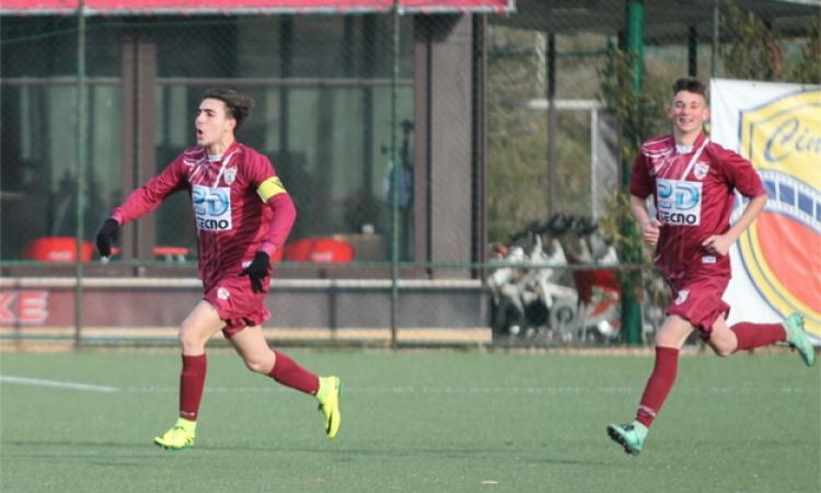Tornesi esulta dopo l&amp;apos;1-0 (foto De Cesaris)