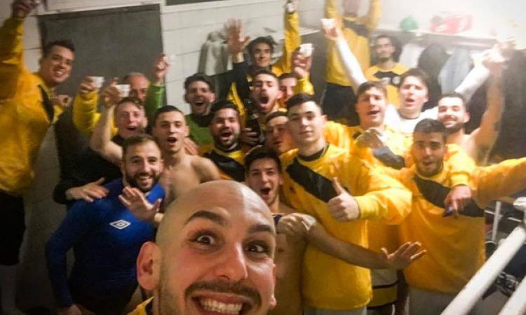 I gialloblu di mister Serafini  © foto Urbetevere