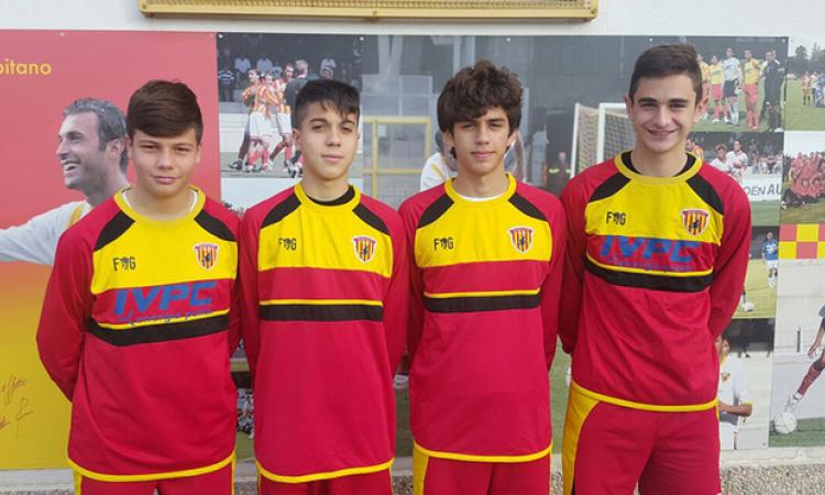 I quattro 2002 con la maglia del Benevento