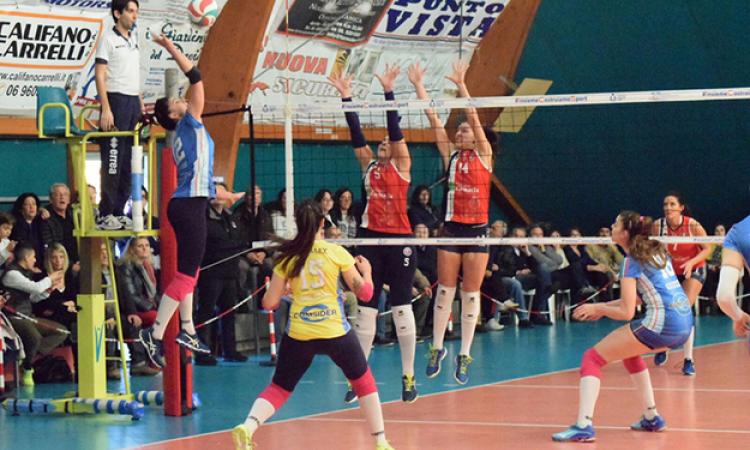 Giovolley all&amp;apos;attacco contro Baronissi (foto ©Catinella)