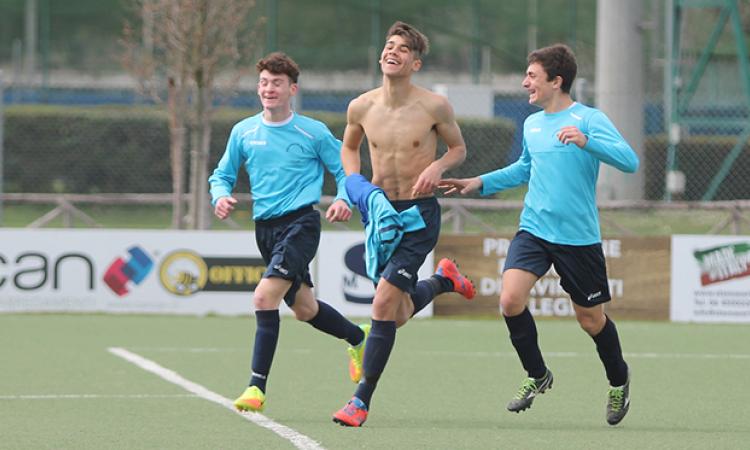 Zimbardi, dopo il gol con il Futbol ©De Cesaris
