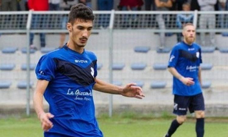 Cornacchia, il difensore/goleador della Cavese (©Camilloni)