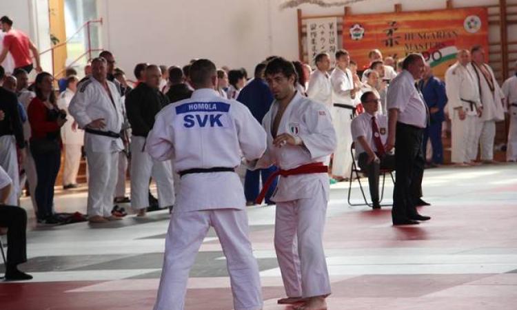 Mascherucci in azione