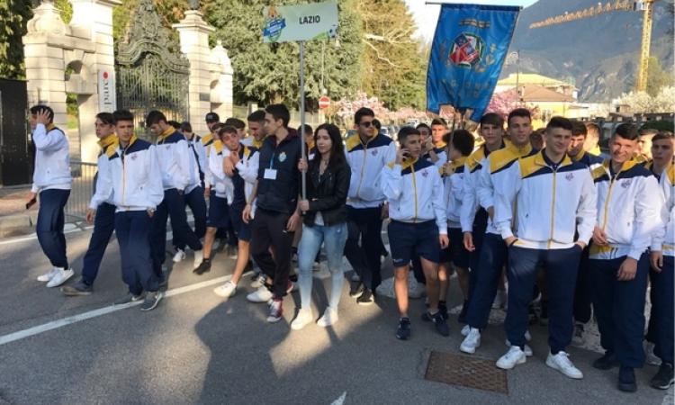 Il Cr Lazio alla sfilata inaugurale del TdR ©GazReg