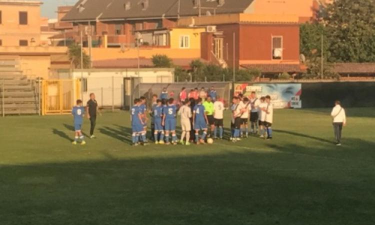 Calcio d&amp;apos;inizio Sff Atletico-Civitavecchia