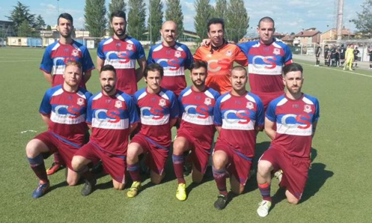 Foto di squadra ©Facebook Nomentum