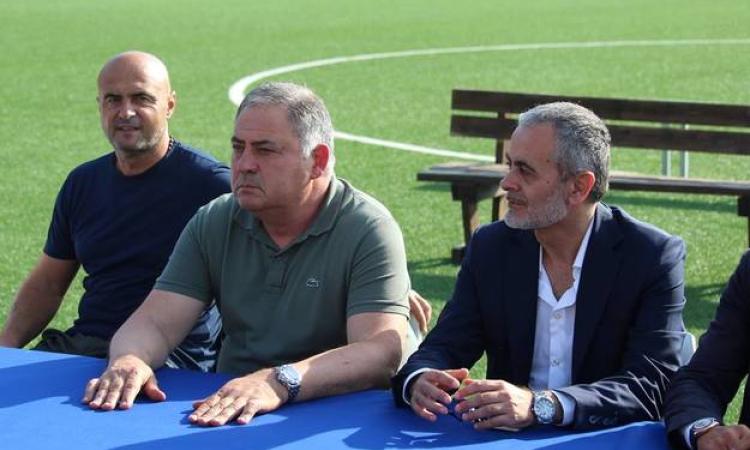 Pezone abbandona Fondi: ed il popolo rossoblu si muove