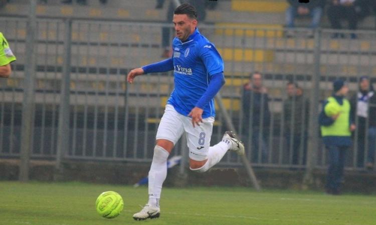 Giovanni La Camera vola in Albania