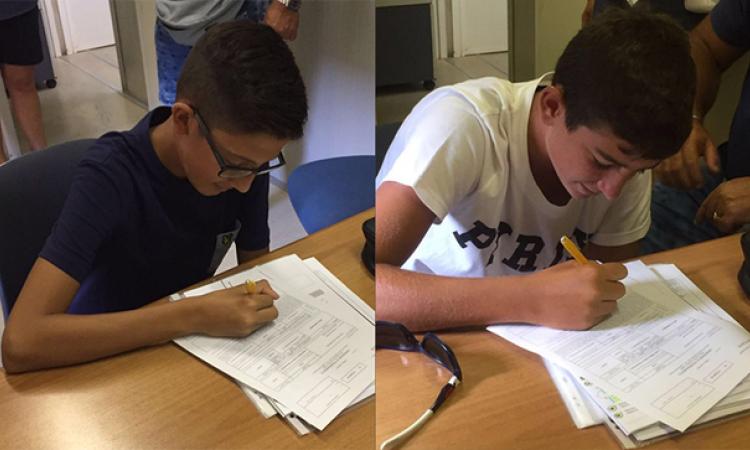 Arioli e Nardoni al momento della firma con il Racing