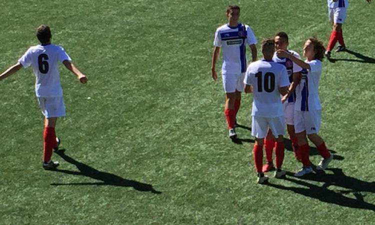 Murasso, esulta con i compagni dopo il 2-0